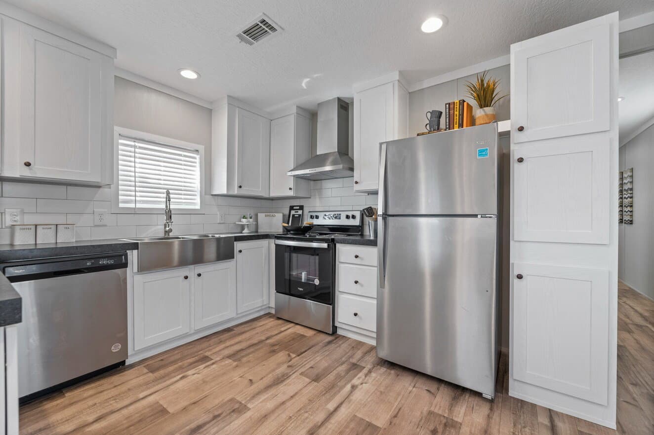 The clarke 16762c exterior home features