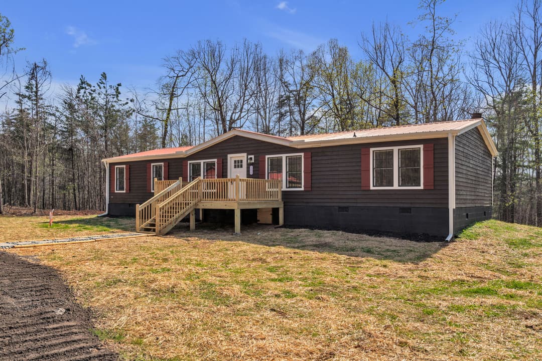198 cameron ct. pickens sc 29671 (land & home) elevation and exterior home features