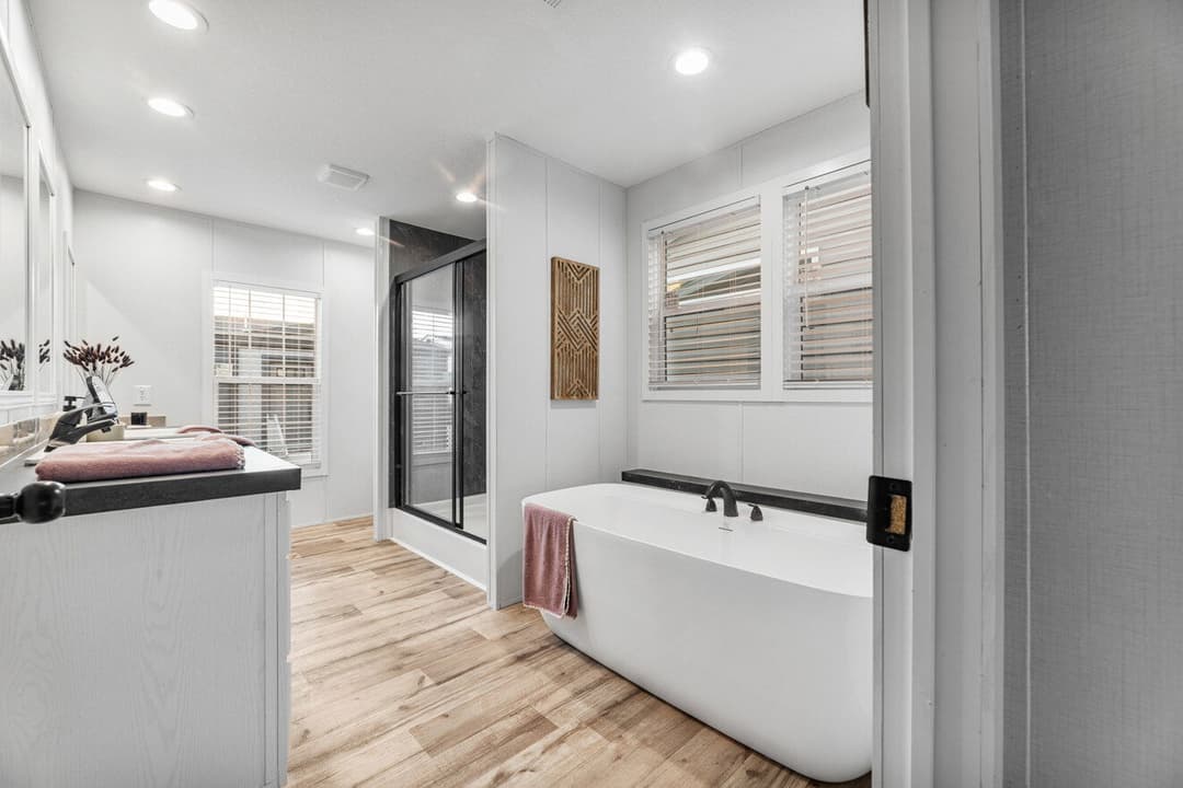 Starr ridge rd. gaffney sc - lot 1 (land & home) bathroom home features