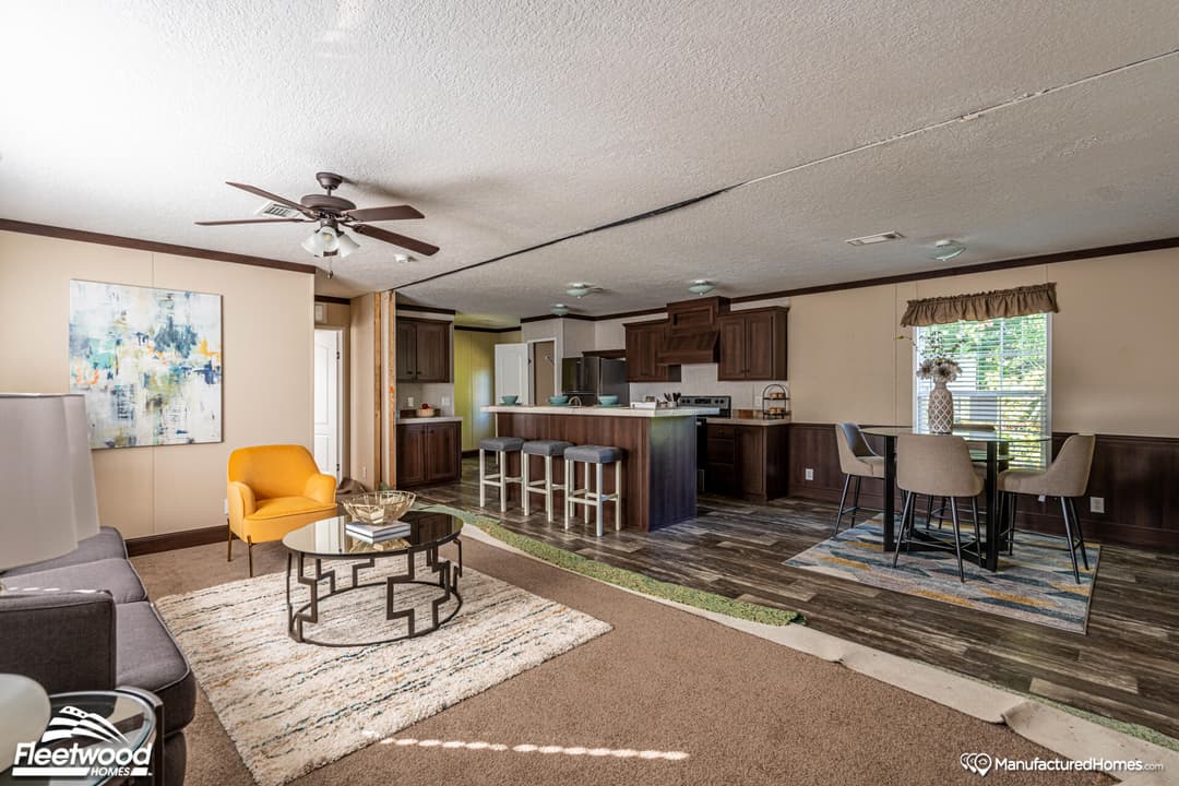 The summit 24563u interior home features