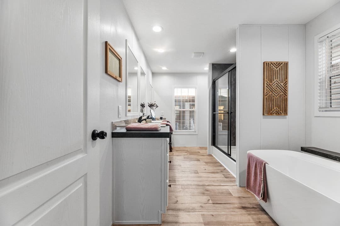 Starr ridge rd. gaffney sc - lot 1 (land & home) bathroom home features