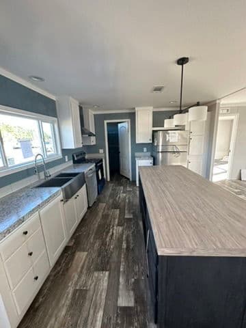 The summit 28563b kitchen home features