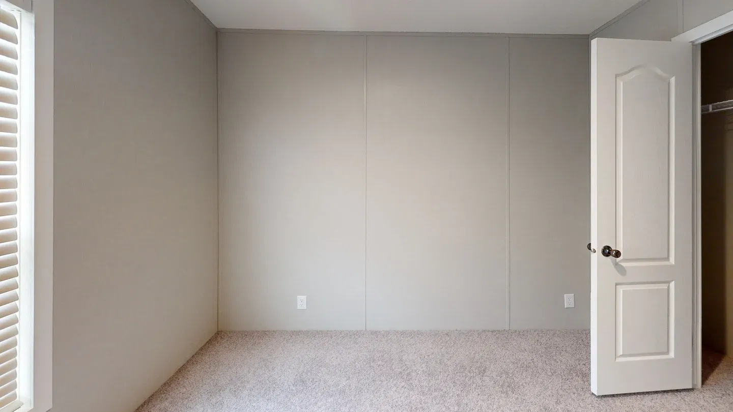 The summit 28764b bedroom home features