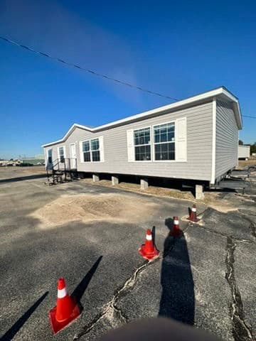 The summit 28563b hero, elevation, and exterior home features