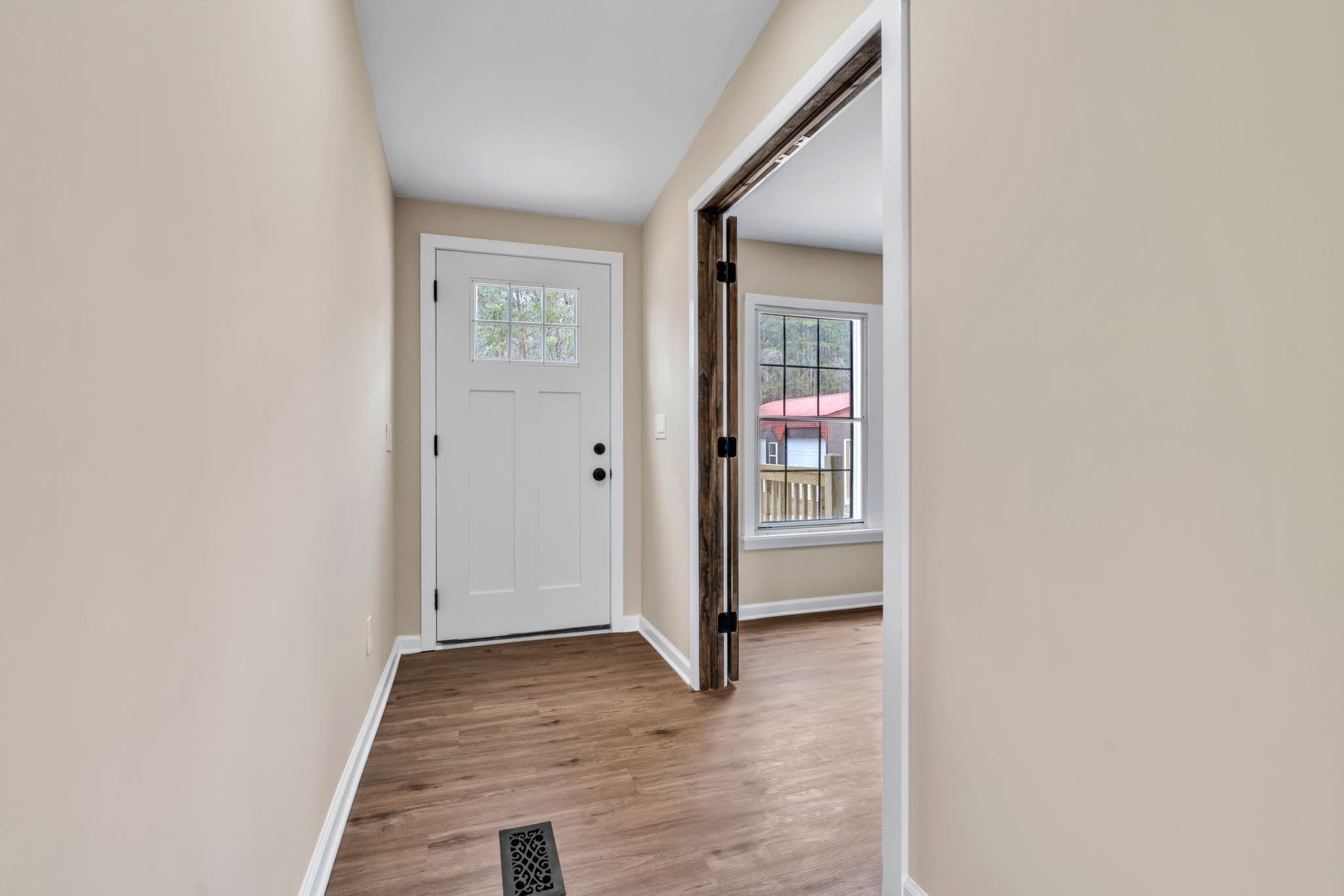 198 cameron ct. pickens sc 29671 (land & home)  home features