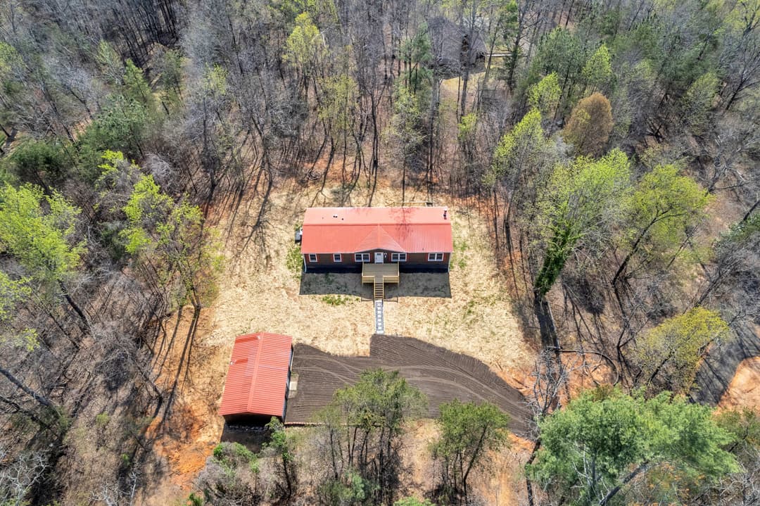 198 cameron ct. pickens sc 29671 (land & home) exterior home features