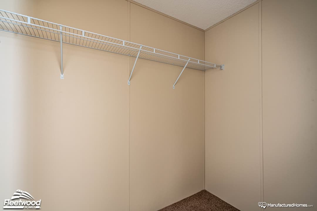 The summit 24563u bedroom home features