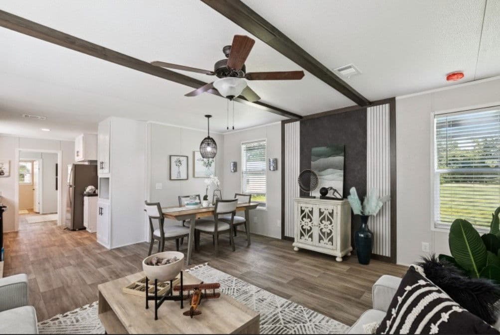 Valor 16763n interior home features