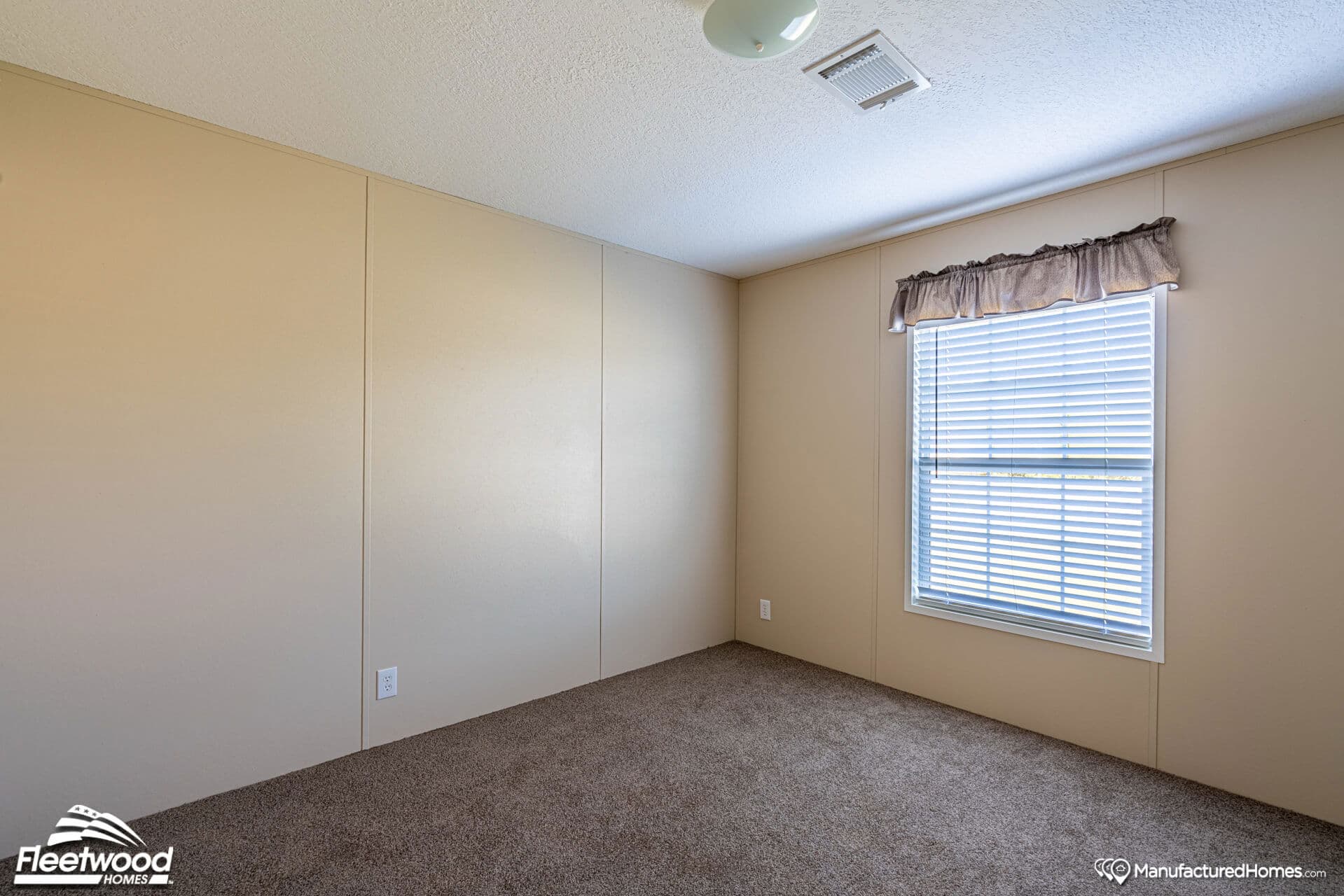 The summit 24563u bedroom home features