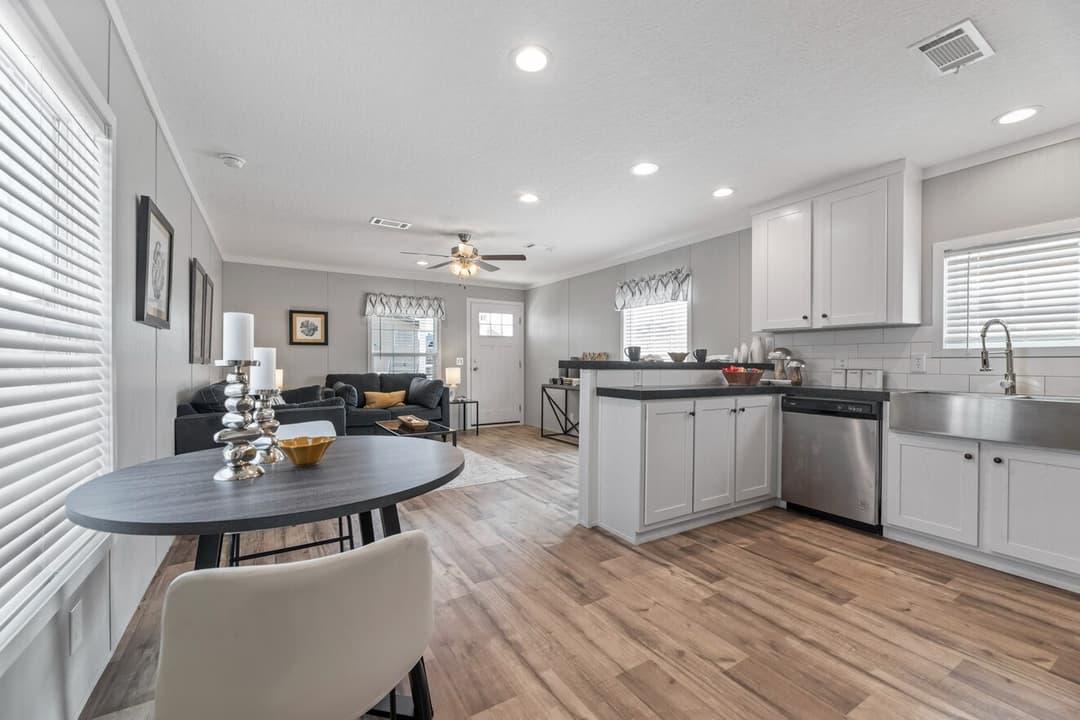 The clarke 16762c kitchen home features