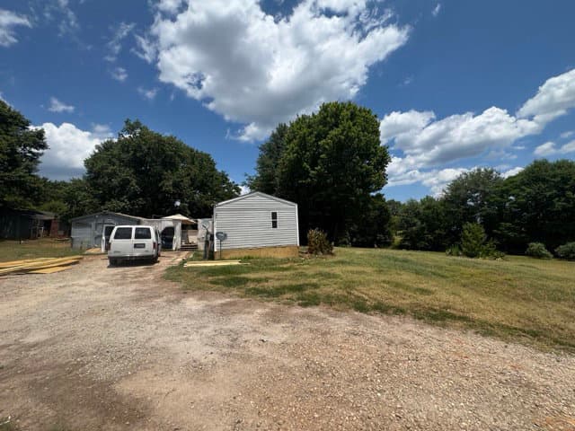 118 sulphur springs rd. chesnee, sc 29323  exterior home features