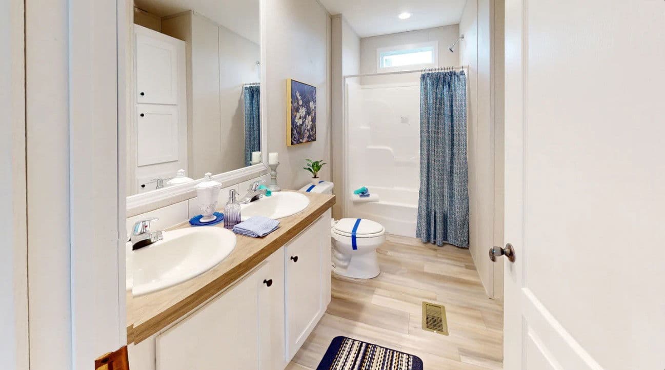 The summit 24403b bathroom home features