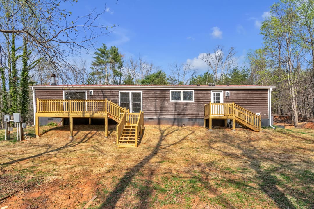 198 cameron ct. pickens sc 29671 (land & home) exterior home features