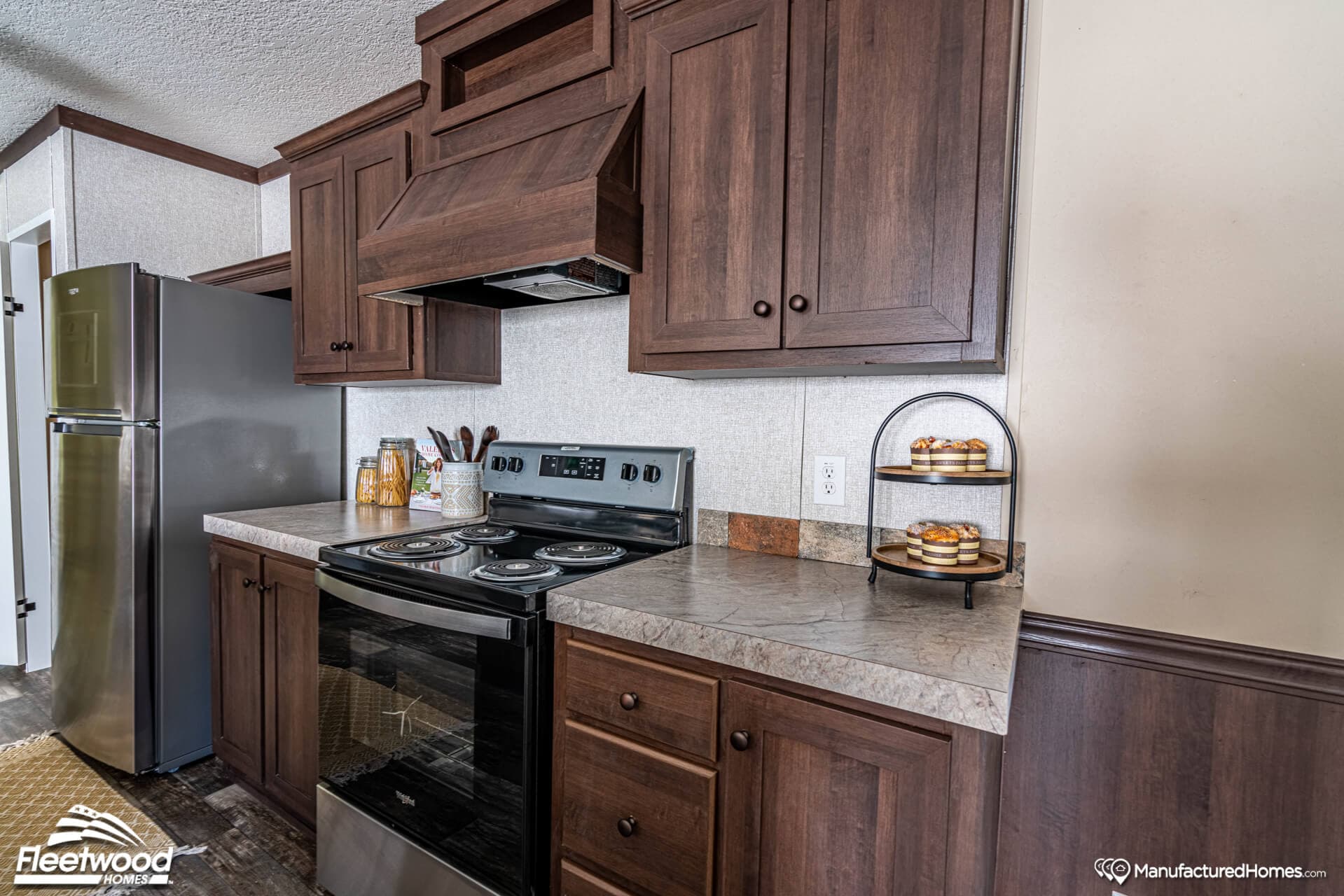 The summit 24563u kitchen home features