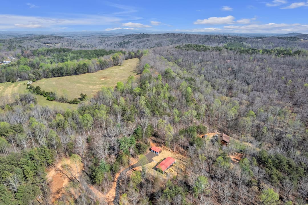 198 cameron ct. pickens sc 29671 (land & home) exterior home features