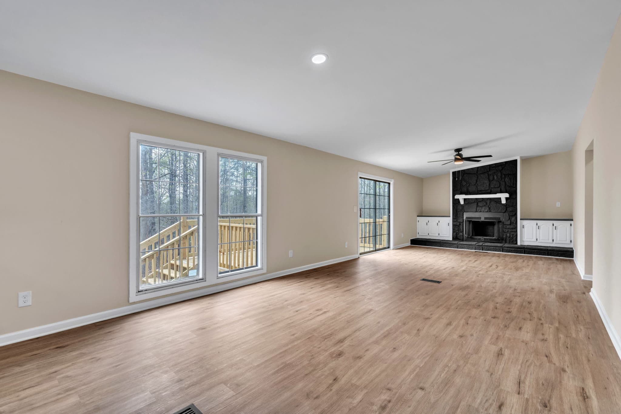 198 cameron ct. pickens sc 29671 (land & home)  home features