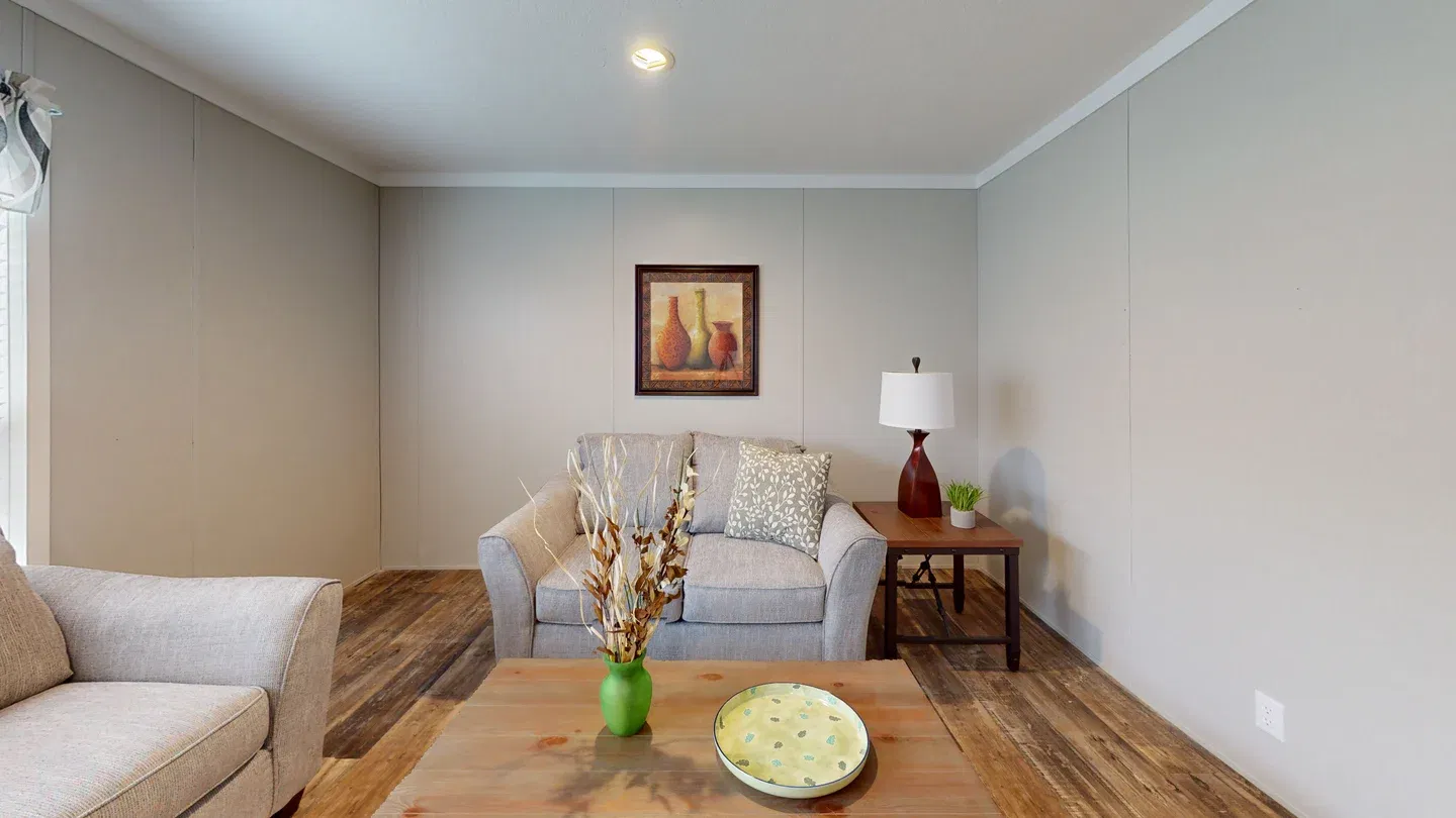 The summit 28764b interior home features