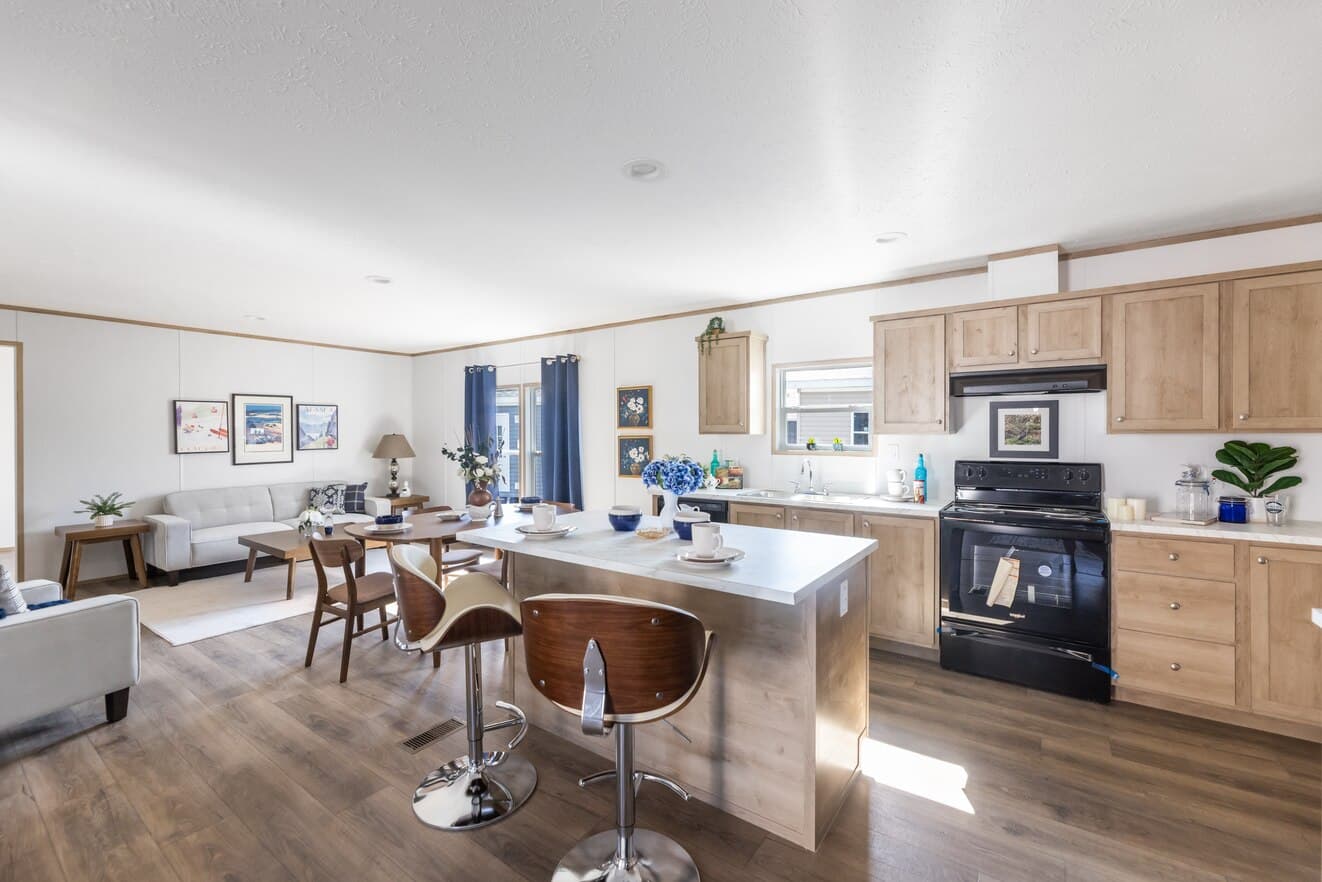 Phoenix 32563a kitchen home features