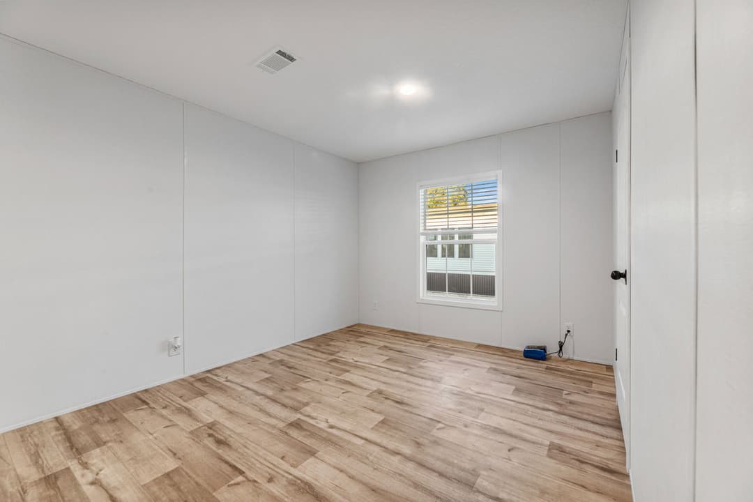 Starr ridge rd. gaffney sc - lot 1 (land & home) bedroom home features