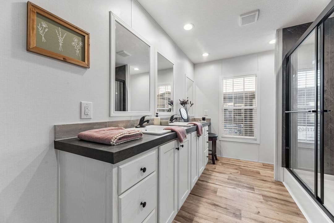 Starr ridge rd. gaffney sc - lot 1 (land & home) bathroom home features