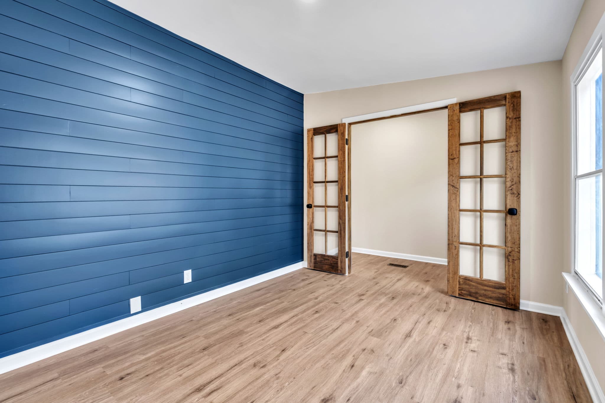 198 cameron ct. pickens sc 29671 (land & home) interior and bedroom home features