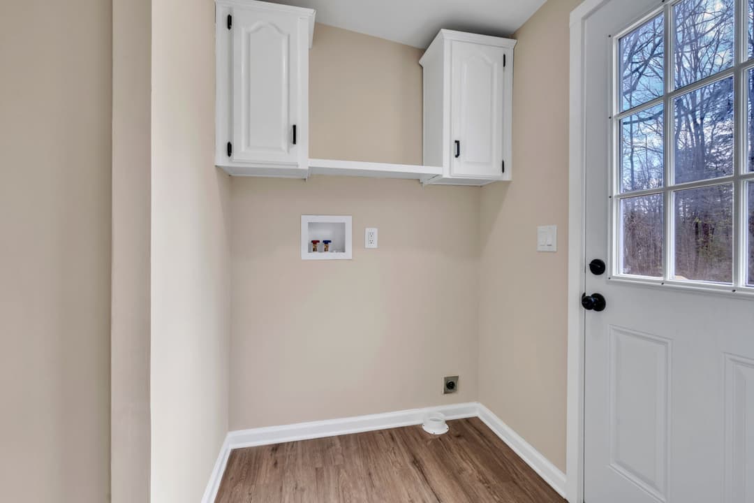 198 cameron ct. pickens sc 29671 (land & home) interior home features